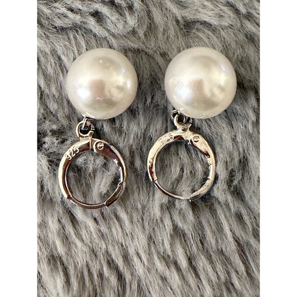 Elegant Silver Pearl Earrings - Picture 2 of 5